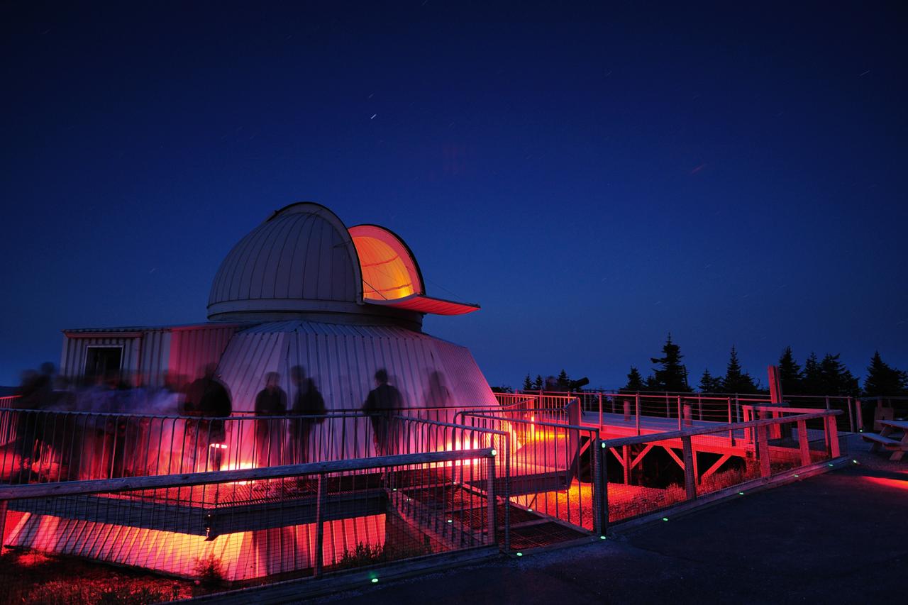 Soirée d'astronomie à l'Observatoire populaire - Activité d'astronomie -  Parc national du Mont-Mégantic - Sépaq