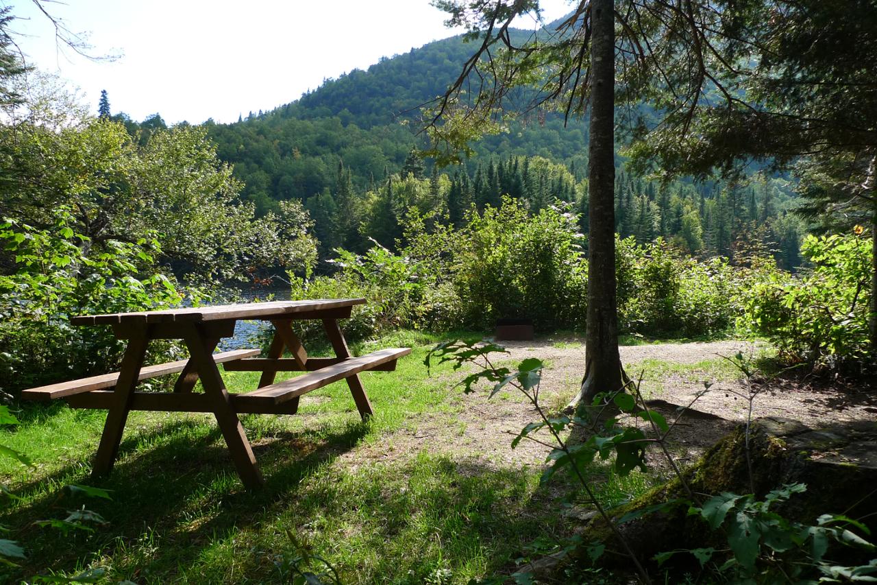 Équerre 4 Camping rustique Parc national des